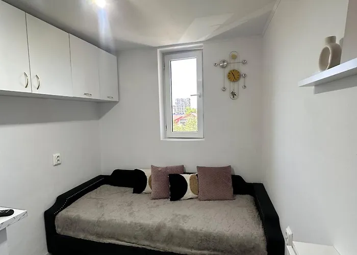 Daire Cochet, Aproape De Centru *